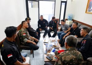Jajaran pengurus GRIB Jaya Kabupaten Lebak saat membahas penguatan organisasi dan target pembentukan 28 PAC. (Istimewa)