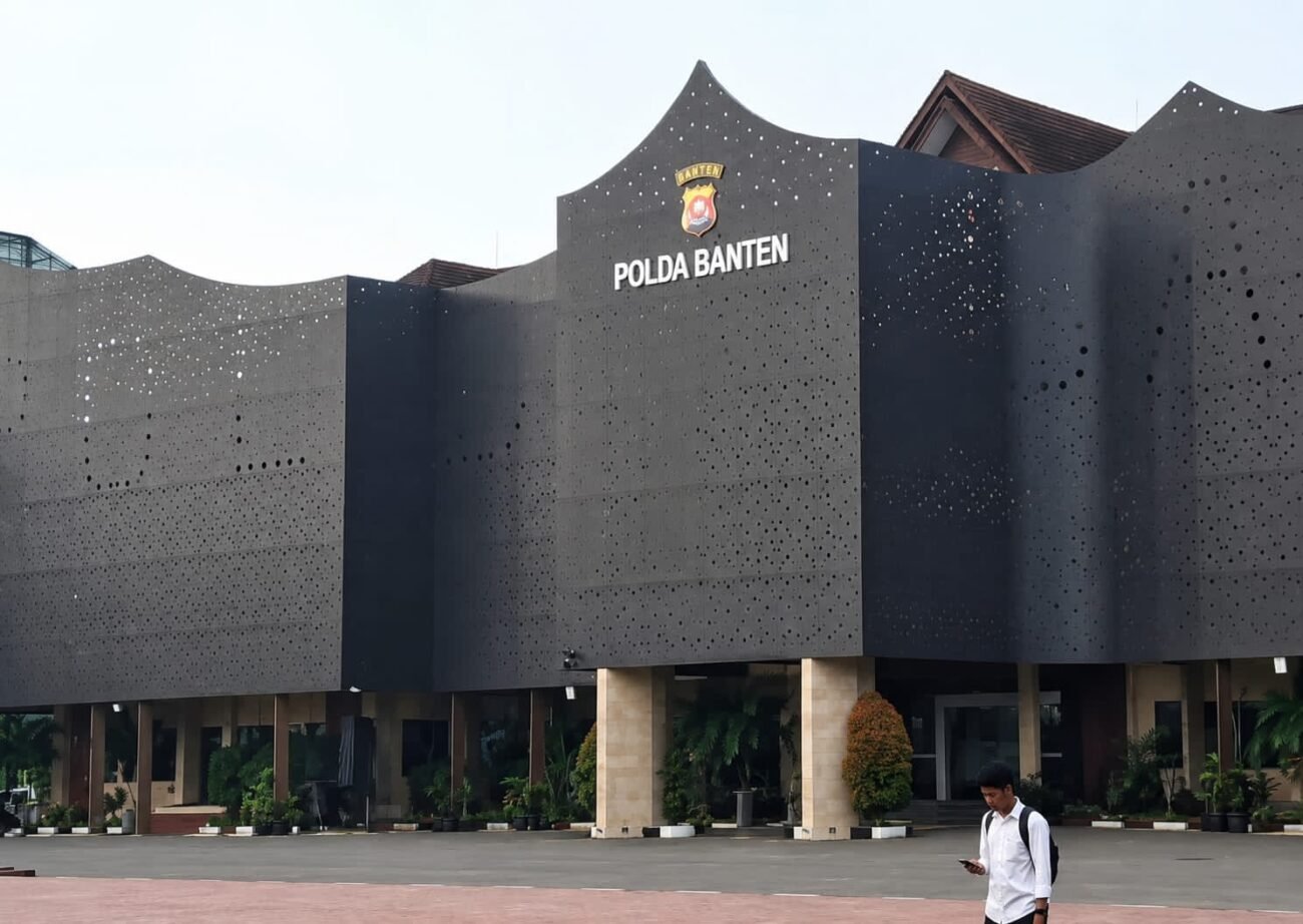 Kabid Humas Polda Banten menjelaskan penyelidikan dugaan pengeroyokan dan penculikan di Kabupaten Lebak.