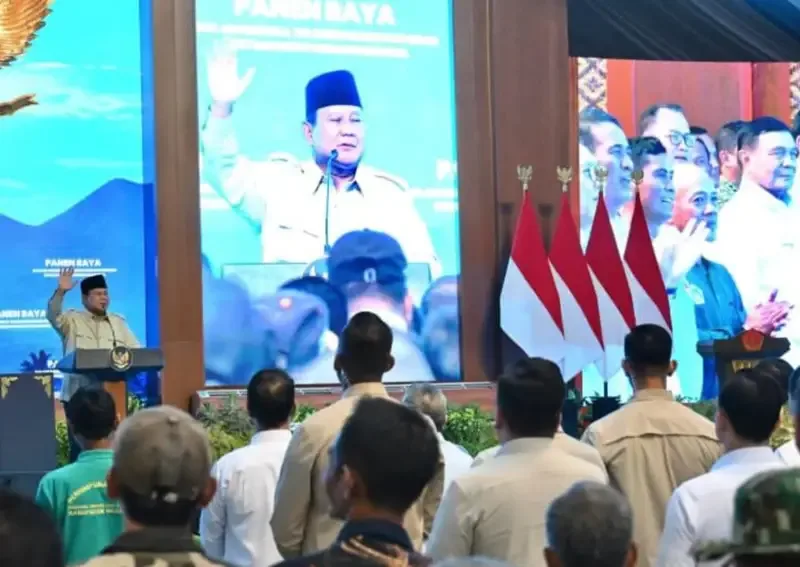 Presiden Prabowo Subianto saat menyampaikan kebijakan efisiensi anggaran dalam panen raya serentak di Kabupaten Malang.